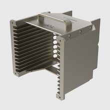 Laden Sie das Bild in den Galerie-Viewer, Wafer Cassette 6&quot; - aluminum (coated), 13 slot, slot-shape angular, top-plate (top), H-bar (bottom), with handle (low)
